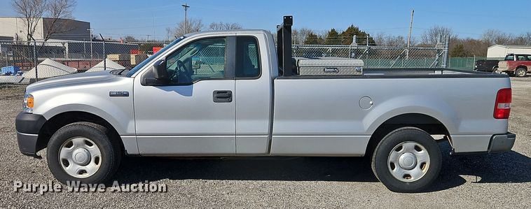 image for item EI8879 2007 Ford F150 XL pickup truck