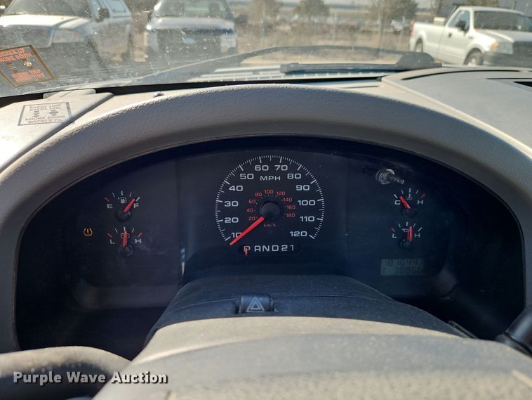 image for item EI8879 2007 Ford F150 XL pickup truck