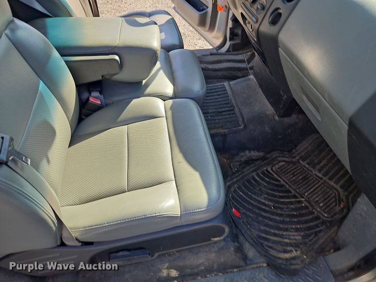 image for item EI8879 2007 Ford F150 XL pickup truck