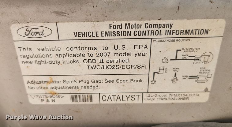 image for item EI8879 2007 Ford F150 XL pickup truck