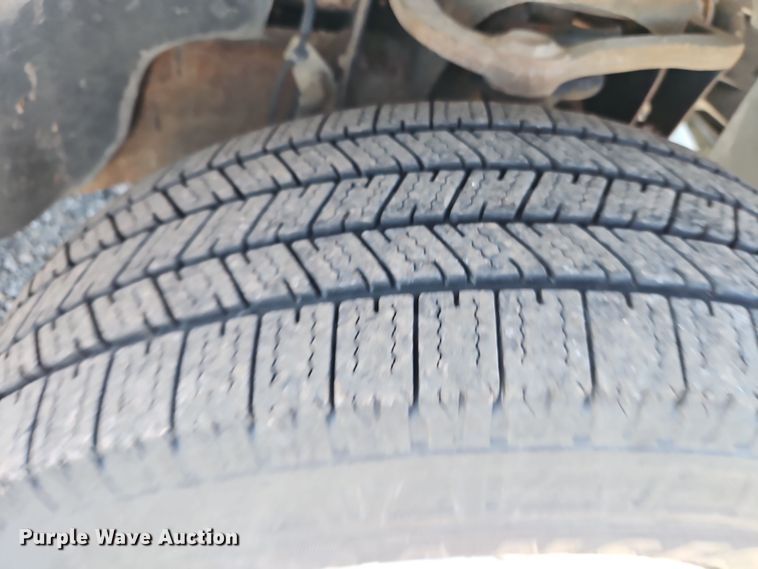 image for item EI8879 2007 Ford F150 XL pickup truck