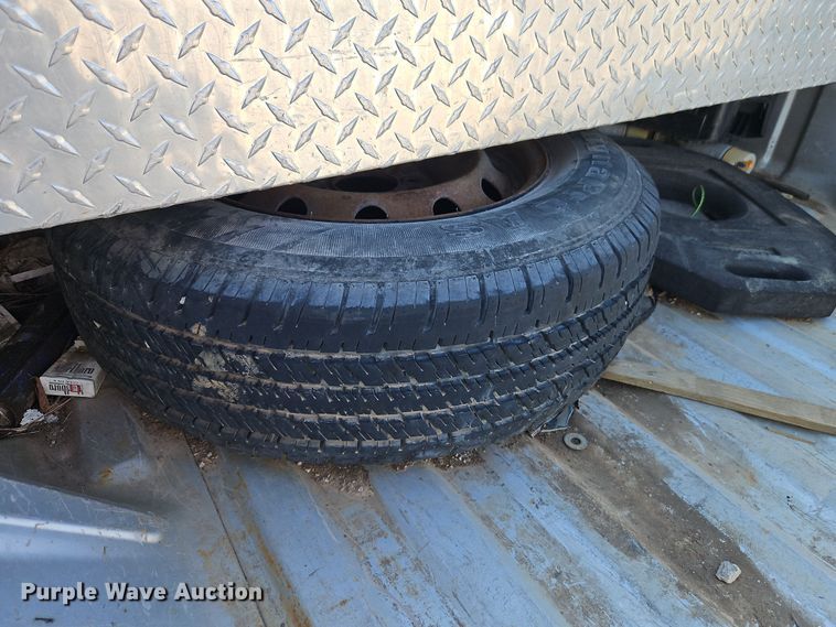 image for item EI8879 2007 Ford F150 XL pickup truck