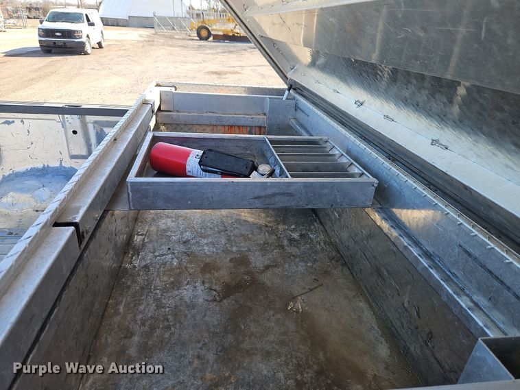 image for item EI8880 2007 Ford F150 XL pickup truck