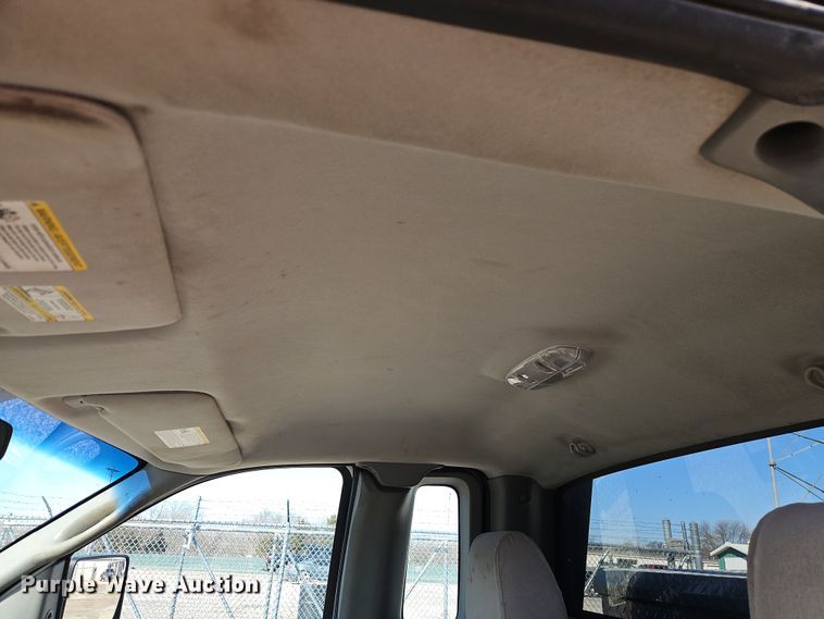 image for item EI8880 2007 Ford F150 XL pickup truck