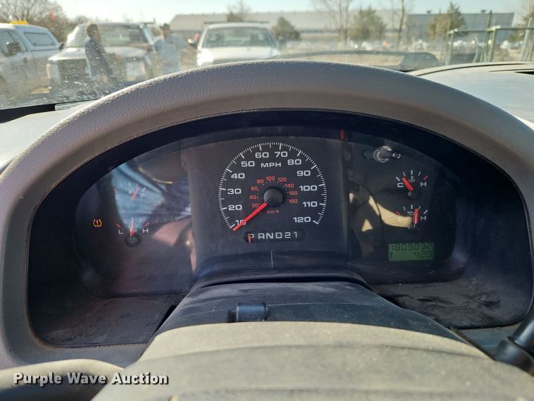 image for item EI8880 2007 Ford F150 XL pickup truck