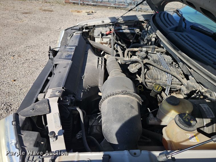 image for item EI8880 2007 Ford F150 XL pickup truck