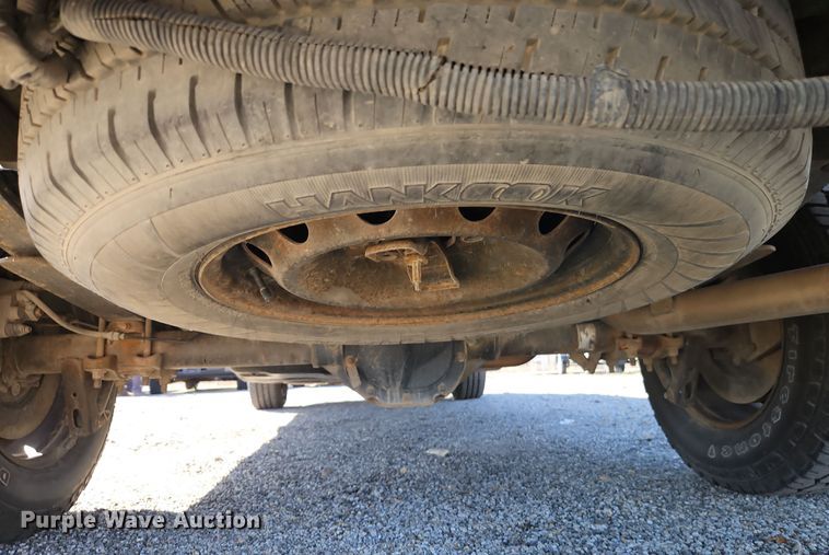 image for item EI8880 2007 Ford F150 XL pickup truck