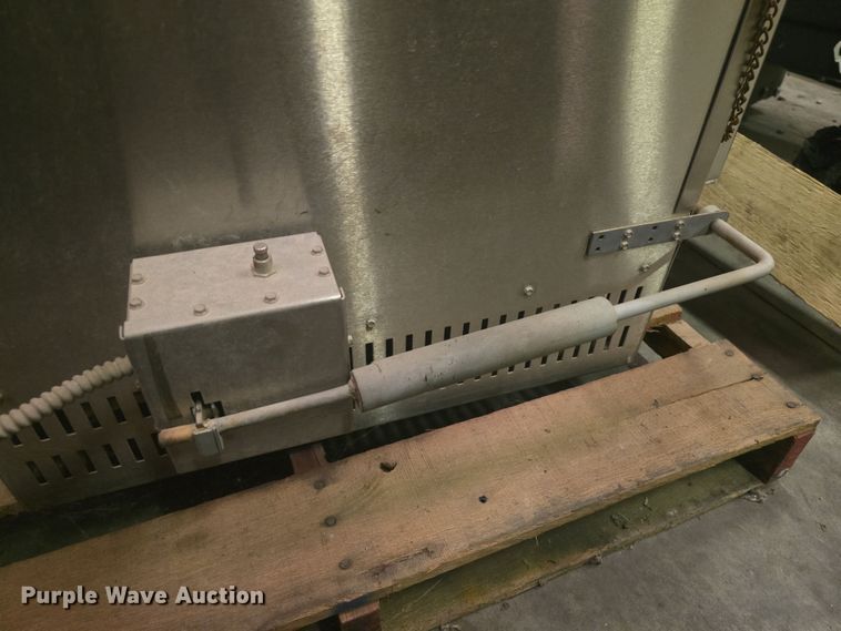 image for item EK2084 Gilson HM-378 oven