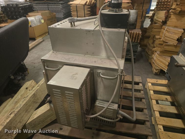 image for item EK2084 Gilson HM-378 oven