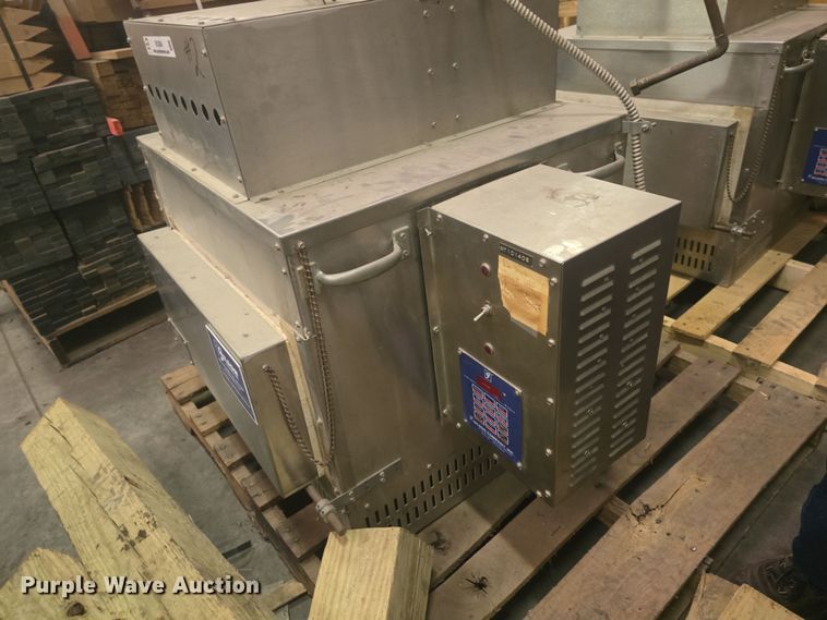 image for item EK2084 Gilson HM-378 oven