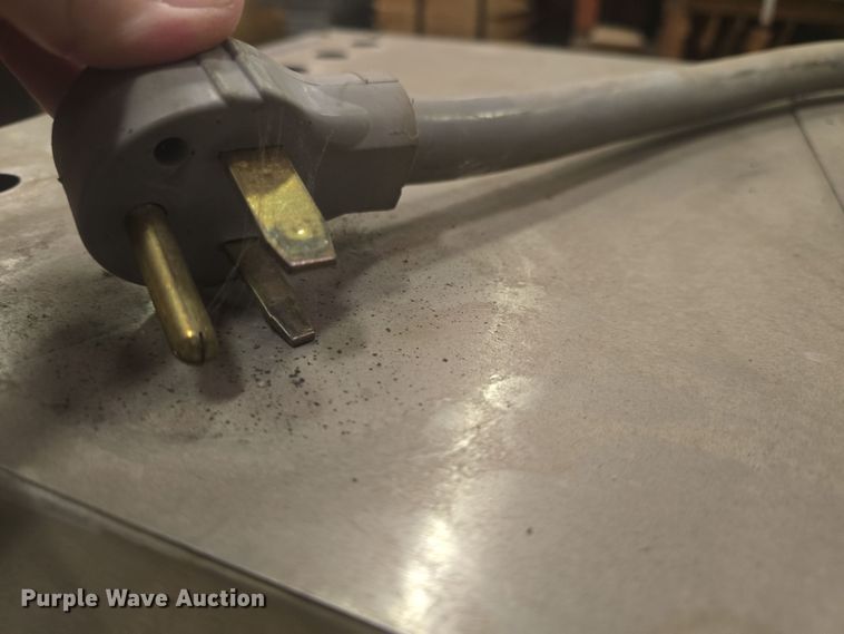 image for item EK2084 Gilson HM-378 oven