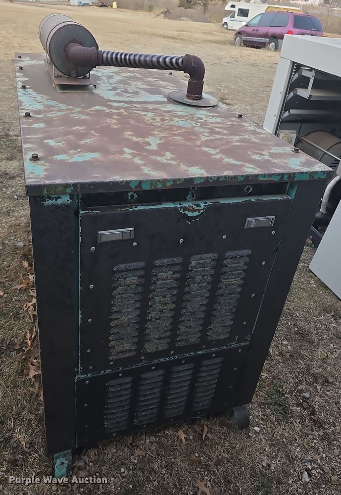 image for item EK5058 Onan LT 100 generator