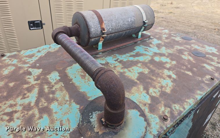 image for item EK5058 Onan LT 100 generator