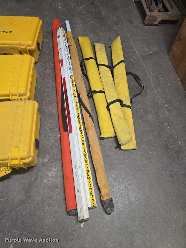 image for item EK5099 Survey equipment