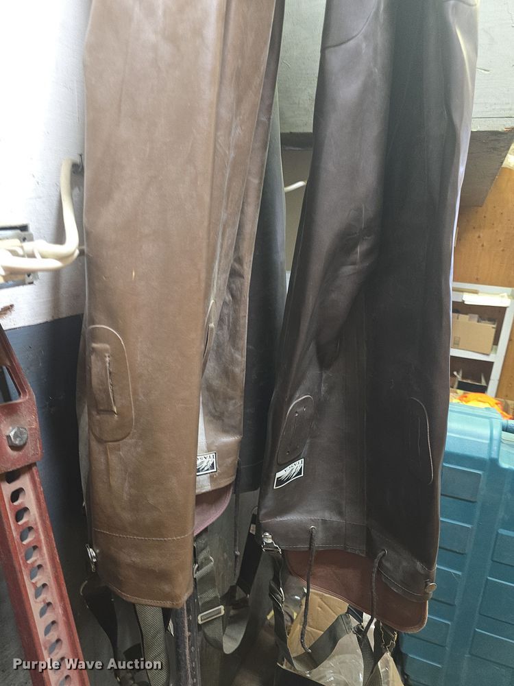 image for item EK5099 Survey equipment