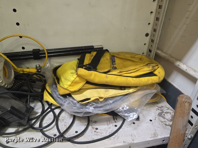 image for item EK5099 Survey equipment