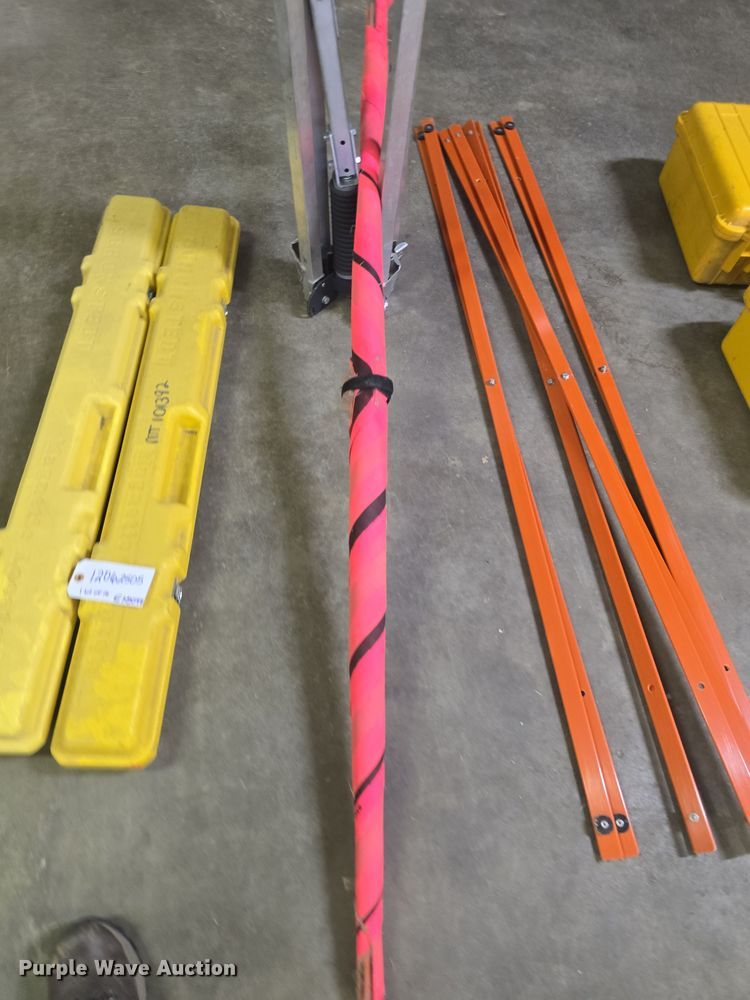 image for item EK5099 Survey equipment