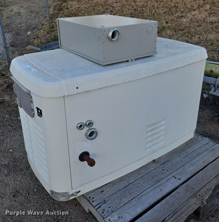 image for item EN8712 Generac G0062450 generator