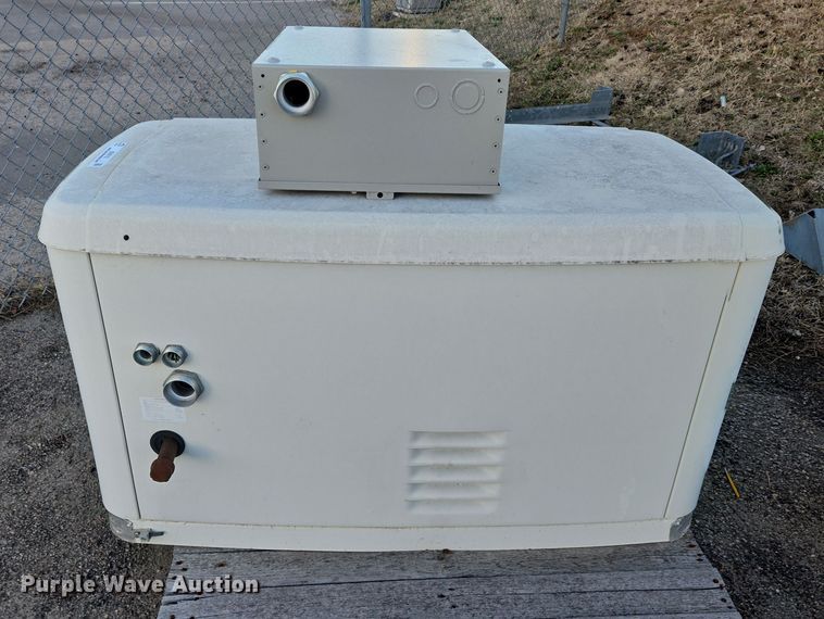 image for item EN8712 Generac G0062450 generator