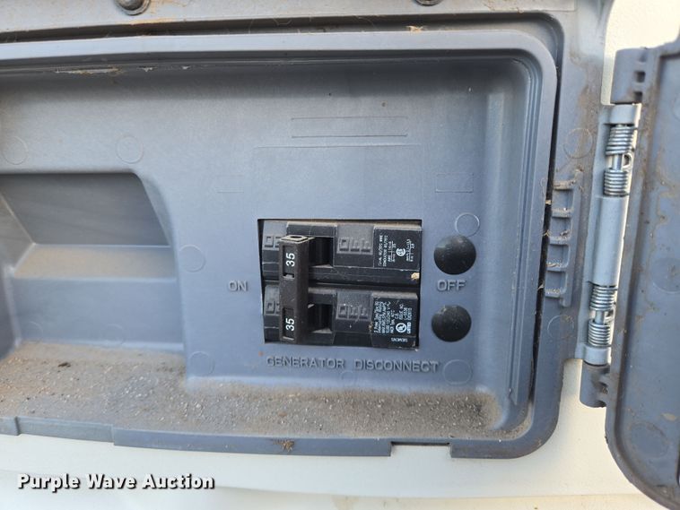 image for item EN8712 Generac G0062450 generator
