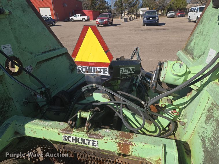 image for item EN8713 2007 Schulte XH1500 batwing rotary mower