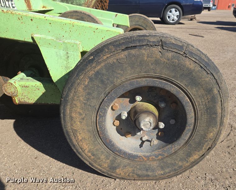 image for item EN8713 2007 Schulte XH1500 batwing rotary mower