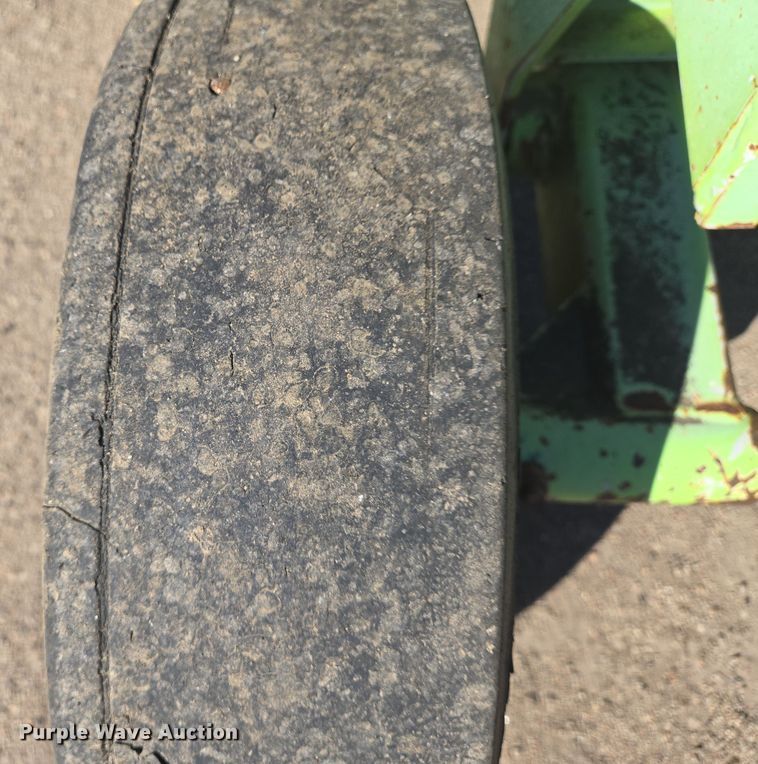 image for item EN8713 2007 Schulte XH1500 batwing rotary mower