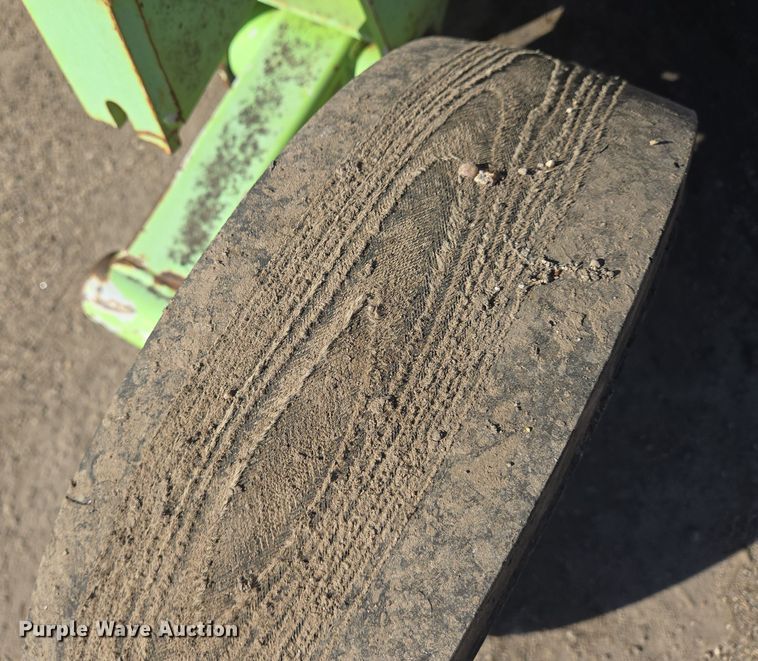 image for item EN8713 2007 Schulte XH1500 batwing rotary mower