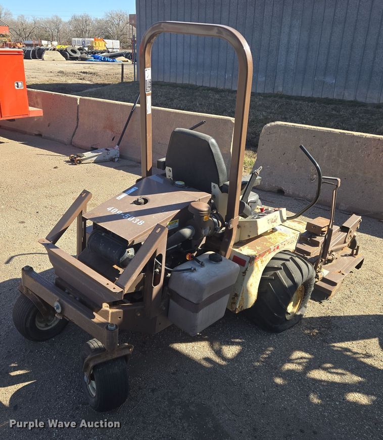 image for item EN8714 Grasshopper 721D ZTR lawn mower