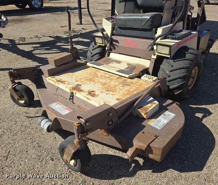 image for item EN8714 Grasshopper 721D ZTR lawn mower