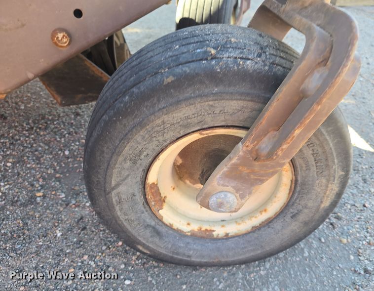 image for item EN8714 Grasshopper 721D ZTR lawn mower