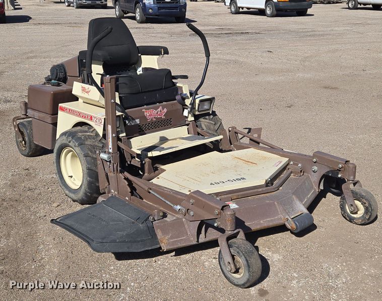 image for item EN8715 2008 Grasshopper 721D ZTR lawn mower