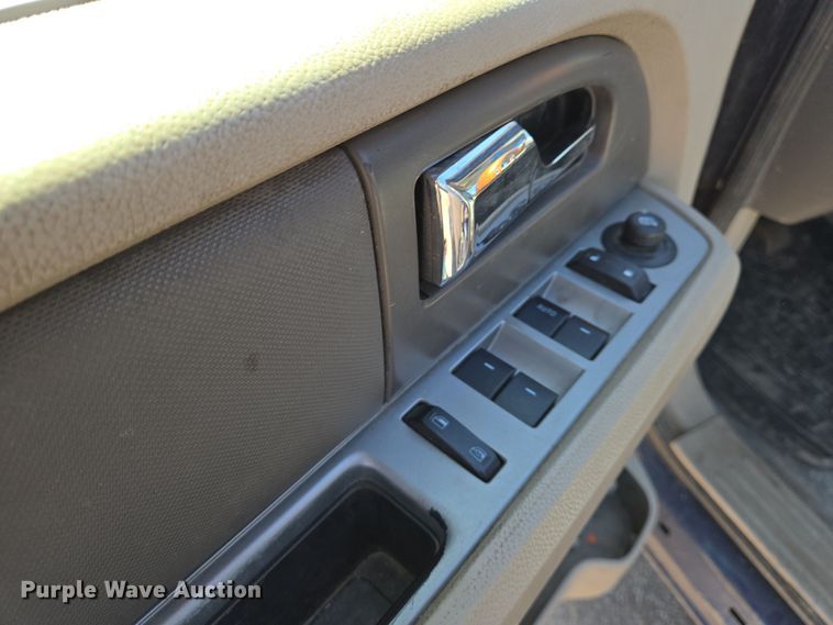 image for item EN8719 2009 Ford Expedition  SUV