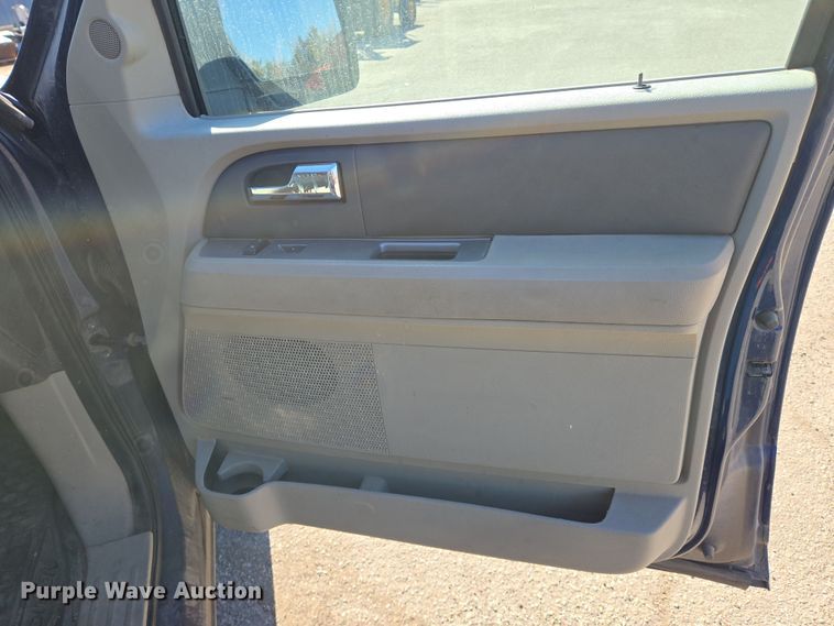 image for item EN8719 2009 Ford Expedition  SUV