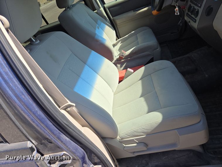 image for item EN8719 2009 Ford Expedition  SUV