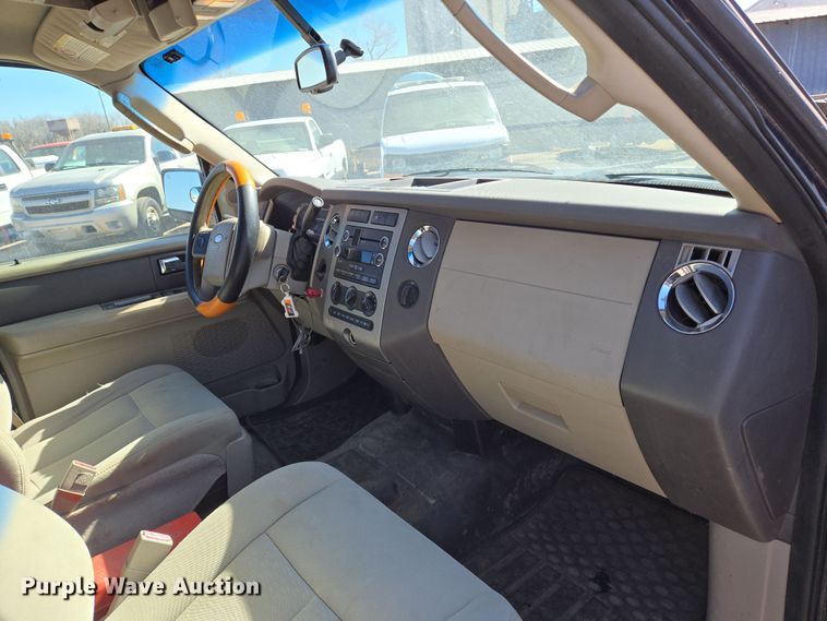 image for item EN8719 2009 Ford Expedition  SUV