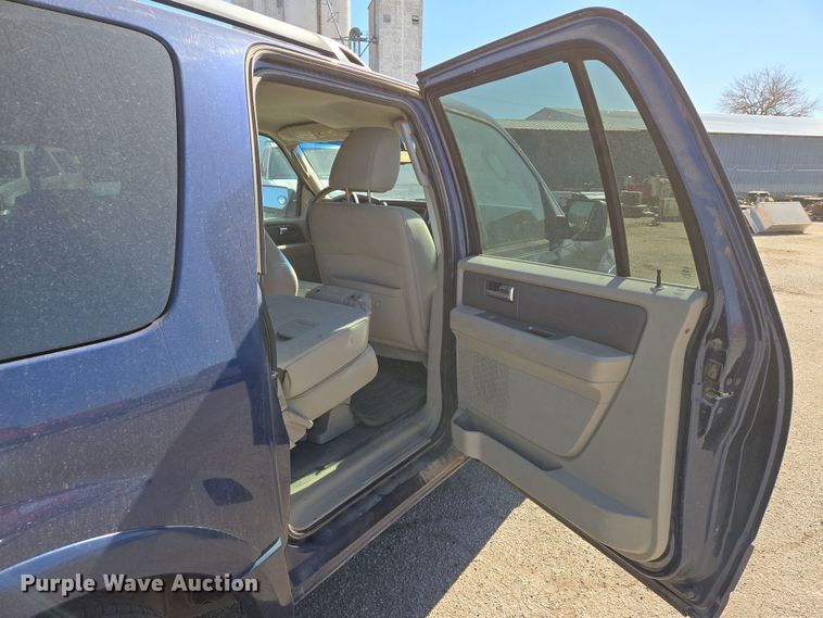 image for item EN8719 2009 Ford Expedition  SUV