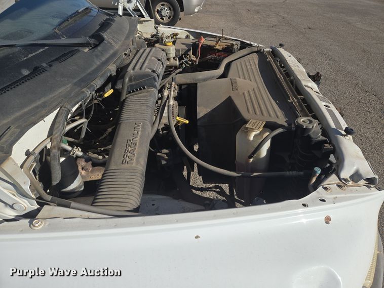 image for item EN8720 2001 Dodge Ram 1500 pickup truck