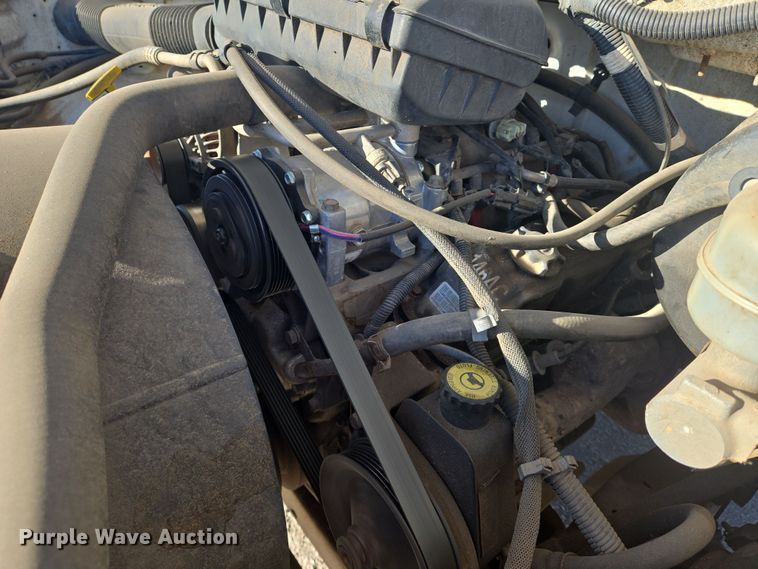 image for item EN8720 2001 Dodge Ram 1500 pickup truck