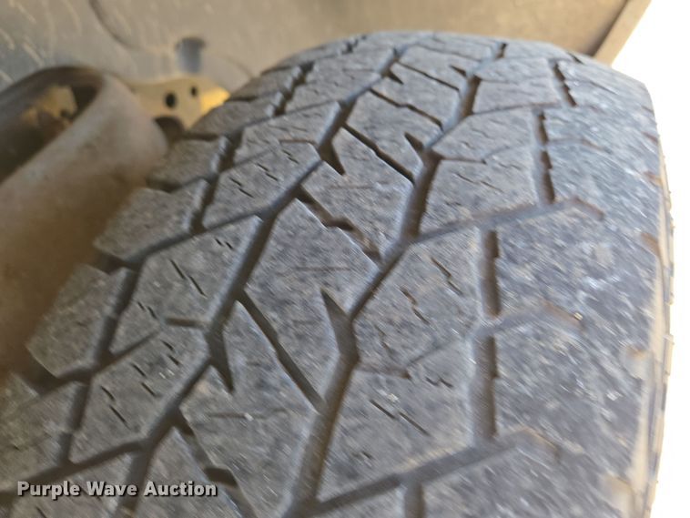 image for item EN8720 2001 Dodge Ram 1500 pickup truck