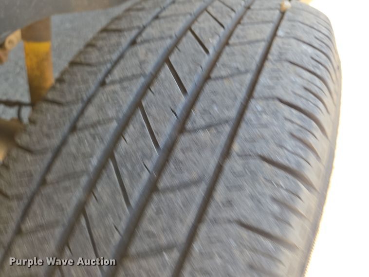 image for item EN8720 2001 Dodge Ram 1500 pickup truck