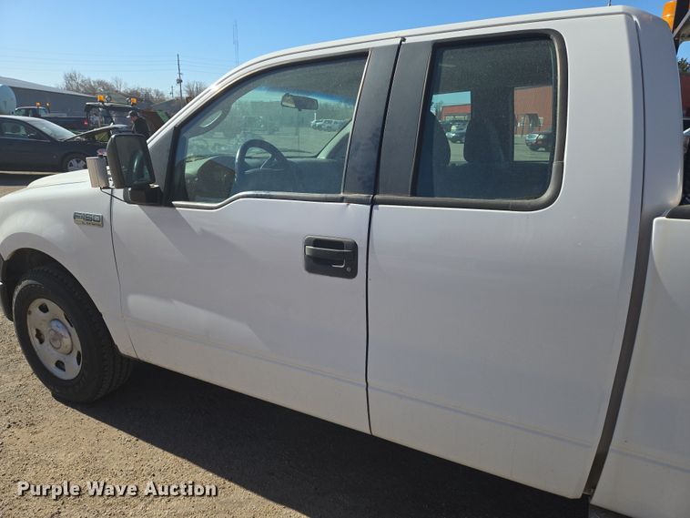 image for item EN8721 2008 Ford  F150 SuperCab pickup truck