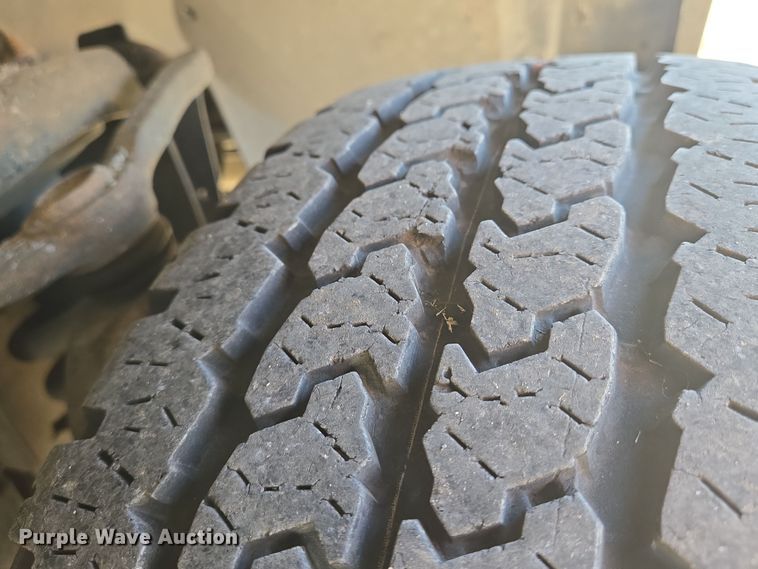 image for item EN8721 2008 Ford  F150 SuperCab pickup truck