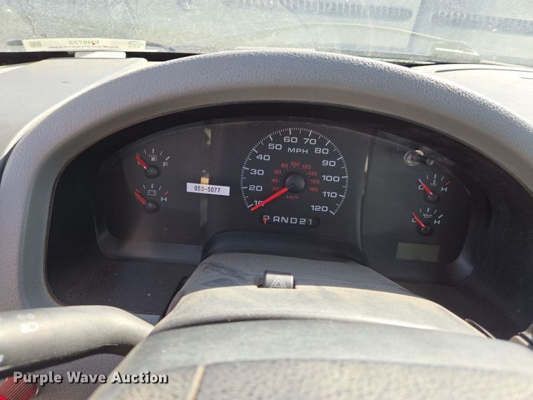 image for item EN8722 2007 Ford  F150 XL pickup truck