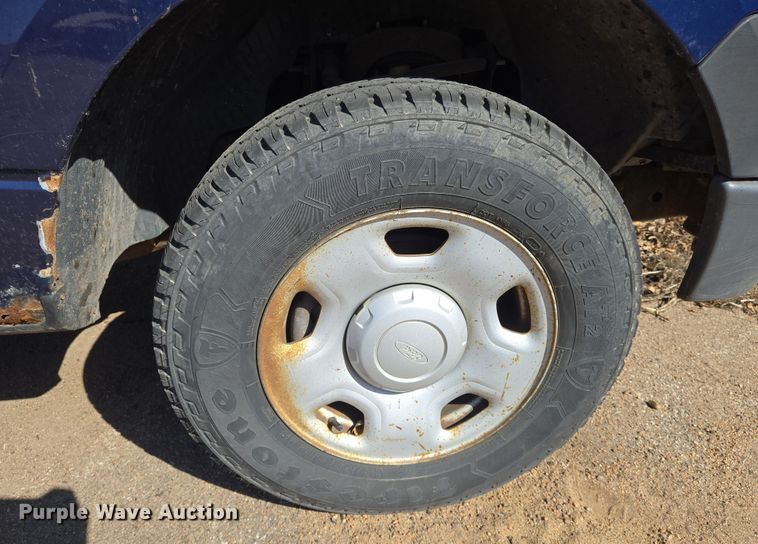 image for item EN8722 2007 Ford  F150 XL pickup truck