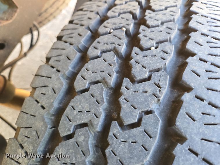 image for item EN8722 2007 Ford  F150 XL pickup truck