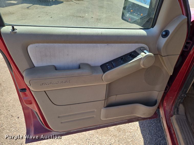 image for item EN8724 2009 Ford Explorer SUV