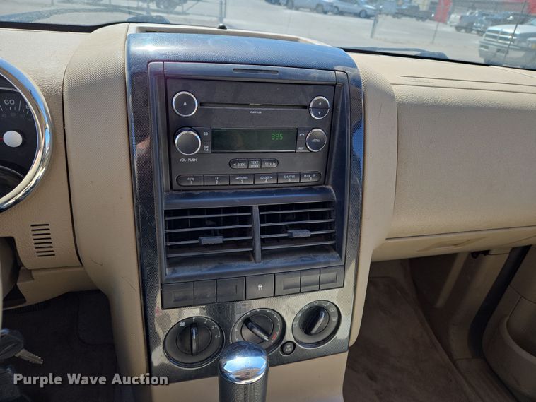 image for item EN8724 2009 Ford Explorer SUV