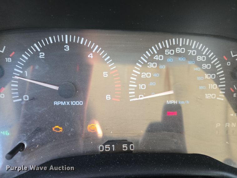 image for item EN8725 2001 Dodge Ram 1500 Club Cab pickup truck