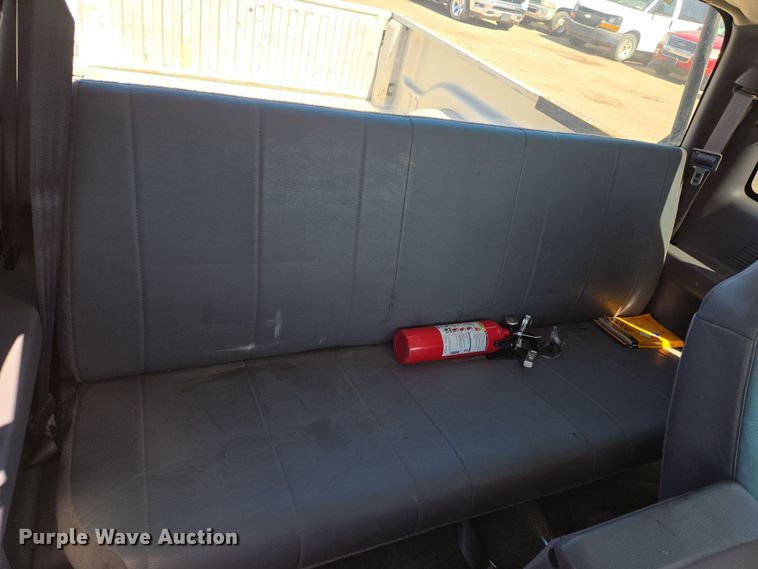 image for item EN8725 2001 Dodge Ram 1500 Club Cab pickup truck